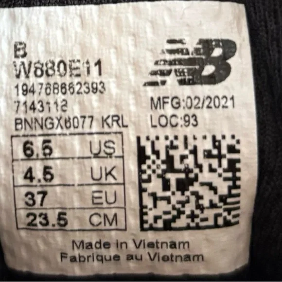 New Balance Fresh Foam 880v11 Black Star Glow W 6.5 - Picture 8 of 8